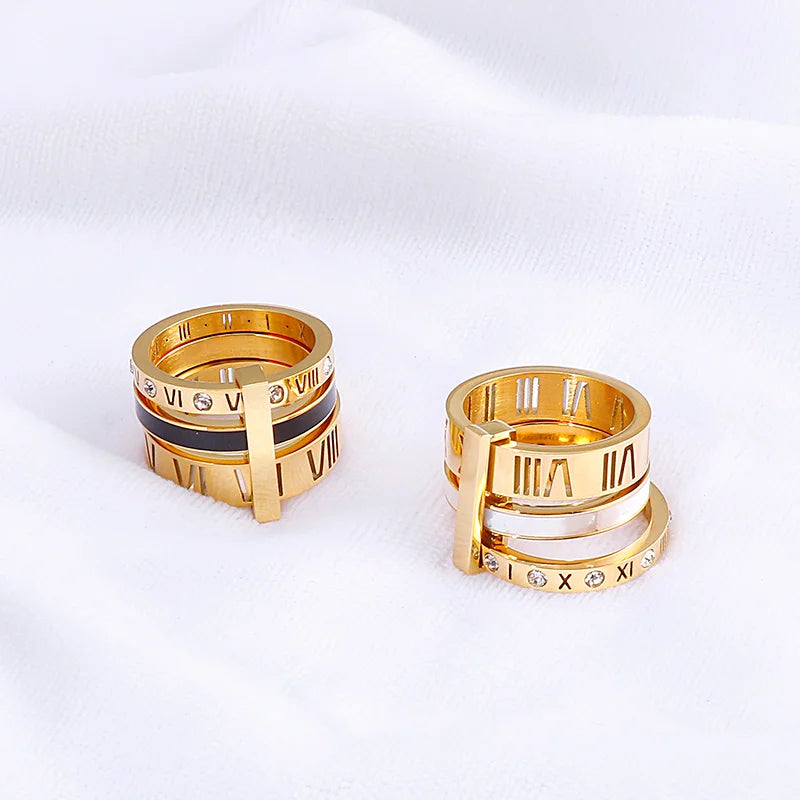 Minimalist Gold Wedding Band