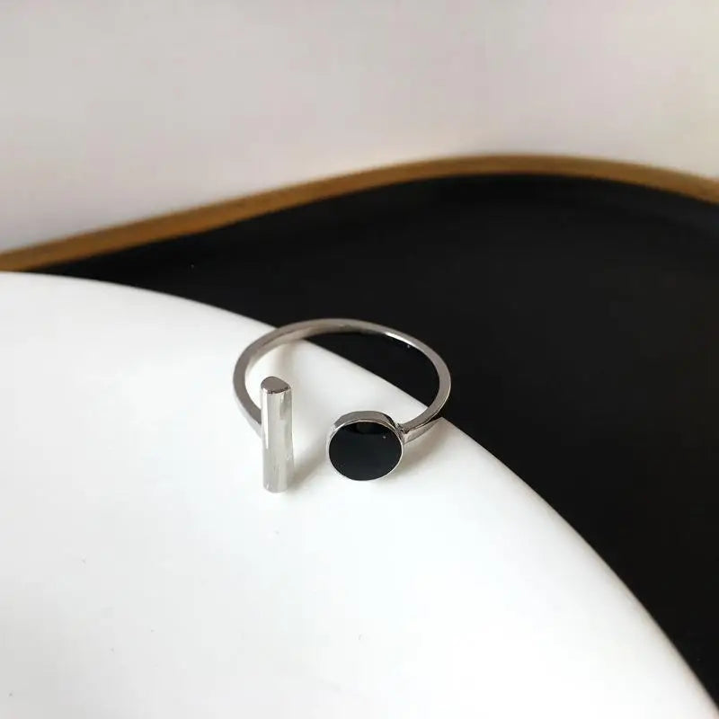 Fashion Silver Black Round Open Rings