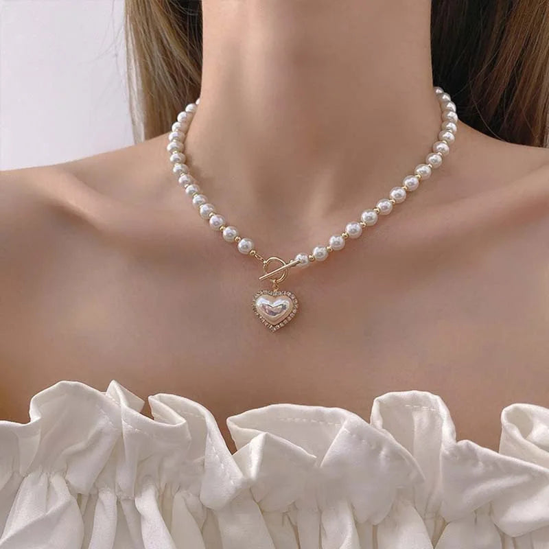 Elegant Pearl Wedding Necklace