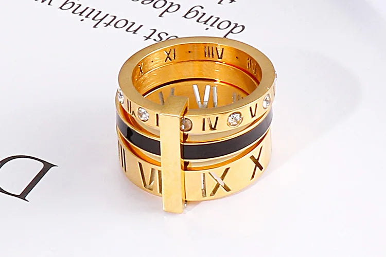 Minimalist Gold Wedding Band