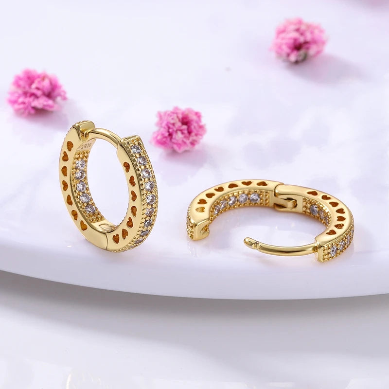 Yellow Gold Minimalist Hoop Earrings