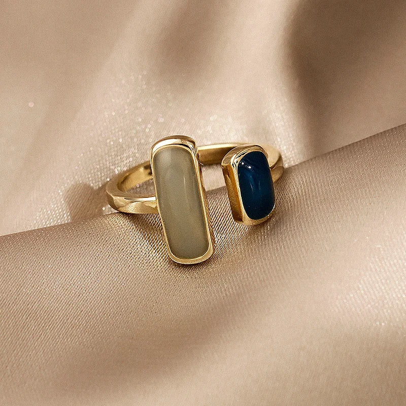 Gold Simple Retro Rectangle Ring