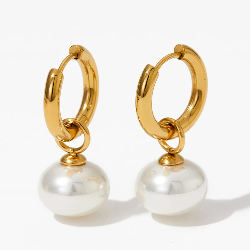 Gold Pearl Earrings